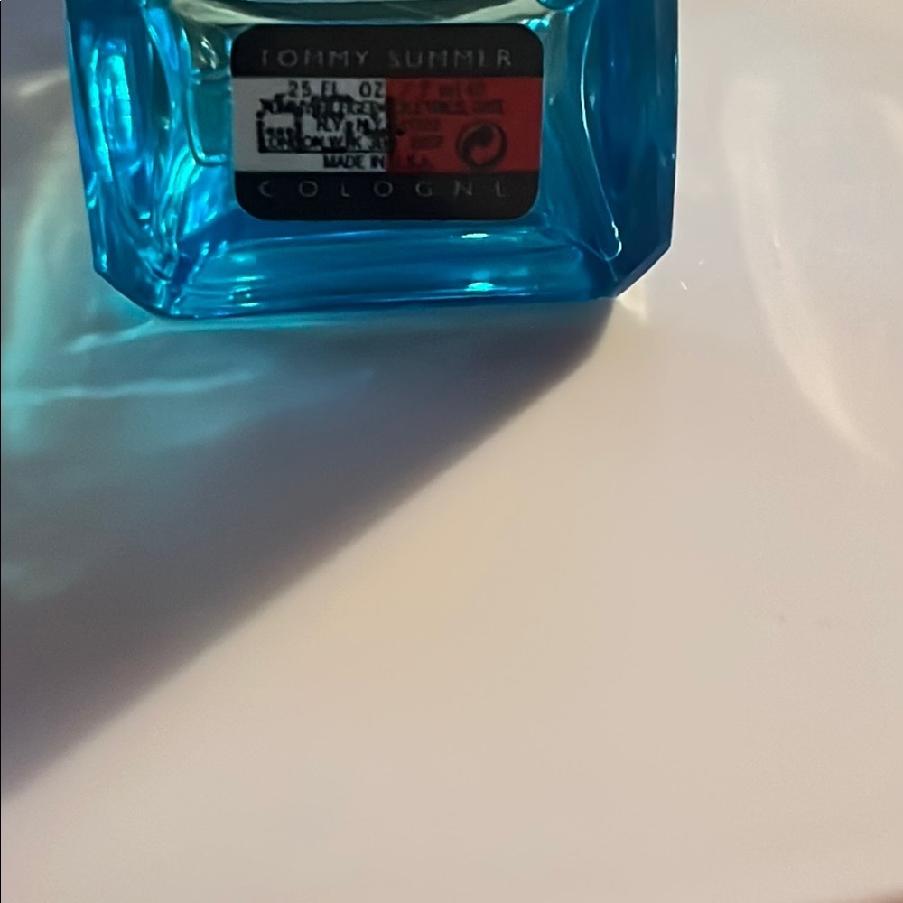 Tommy Hilfiger Summer Cologne for Her - Picture 3 of 3